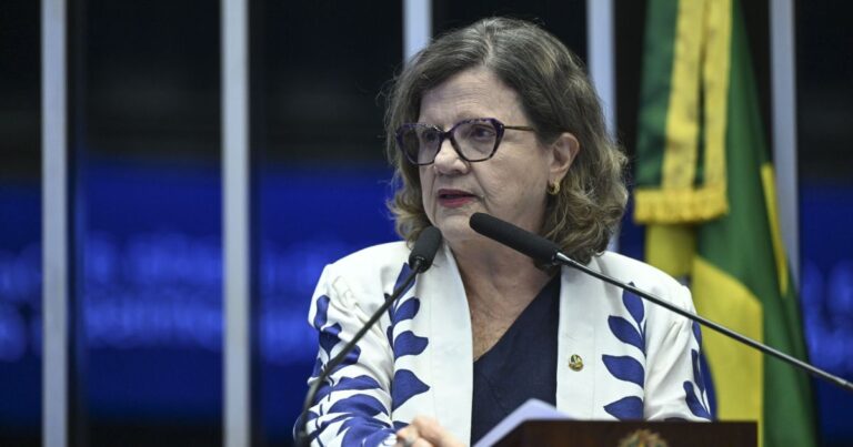 Teresa encabeça último esforço do governo por fim da 6×1 antes do recesso