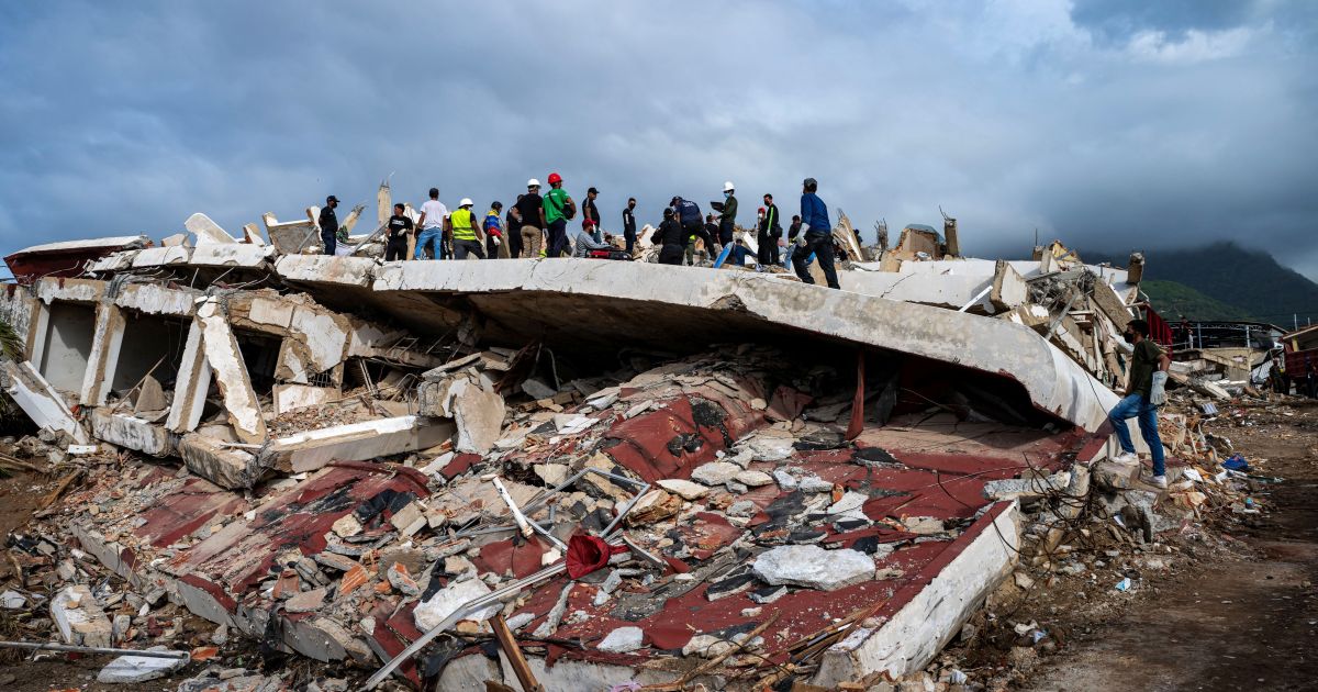 Terremotos na Venezuela: Número de mortos chega a 2.645 Terremotos na Venezuela: Número de mortos chega a 2.645