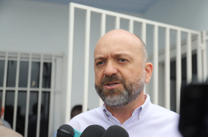 Prefeitura entrega unidade de saúde revitalizada na Vila Jorge Kalume Prefeitura entrega unidade de saúde revitalizada na Vila Jorge Kalume