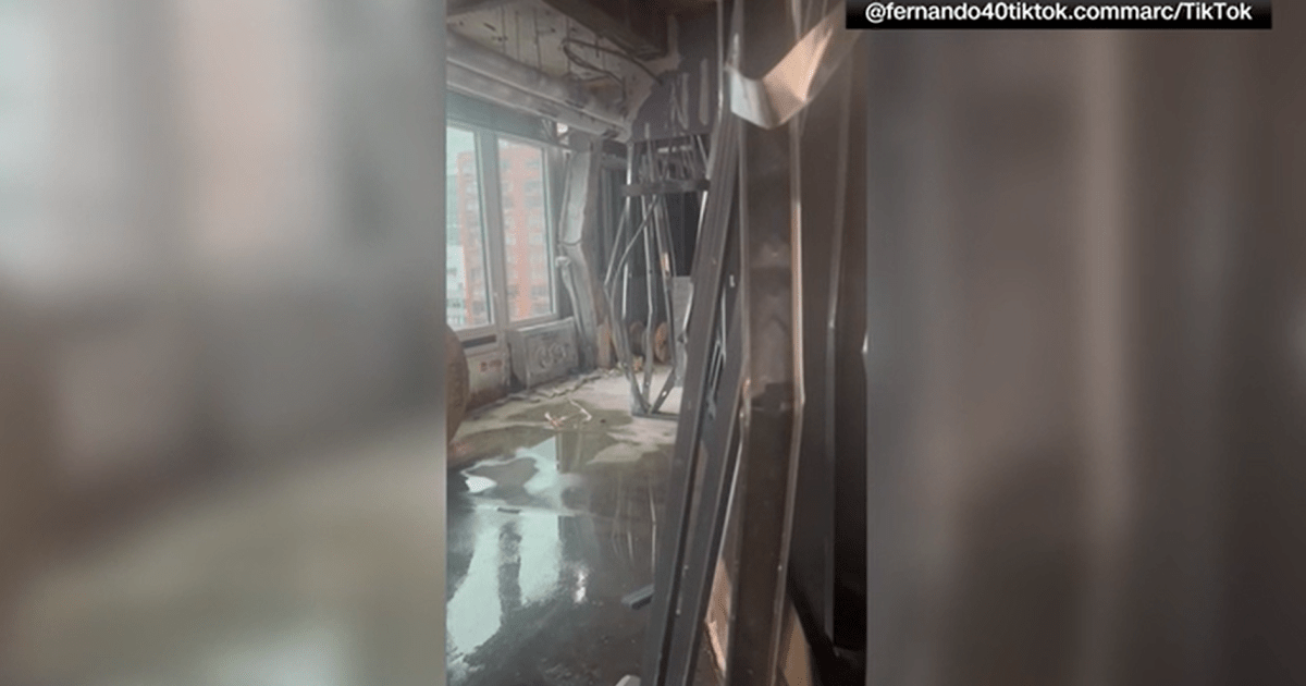 Vídeo mostra colunas internas entortadas de prédio em Nova York Vídeo mostra colunas internas entortadas de prédio em Nova York