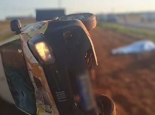 Colisão frontal entre carro e bicicleta elétrica deixa um morto na BR-364