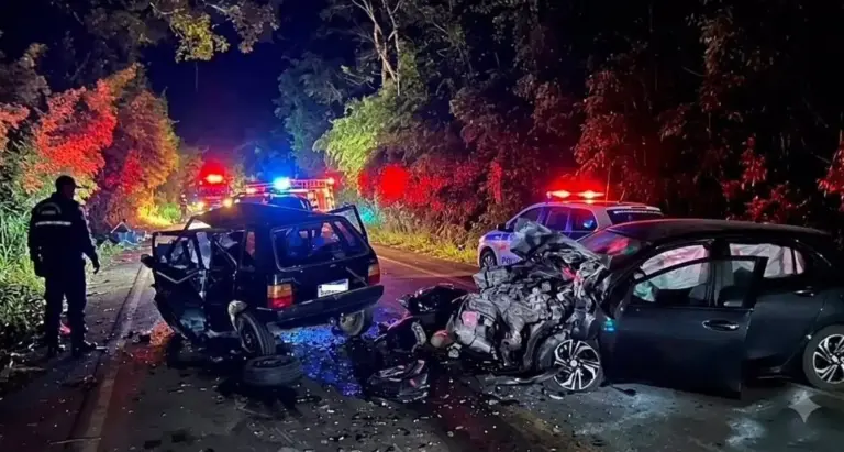 Quatro pessoas morrem em grave acidente em Minas Gerais