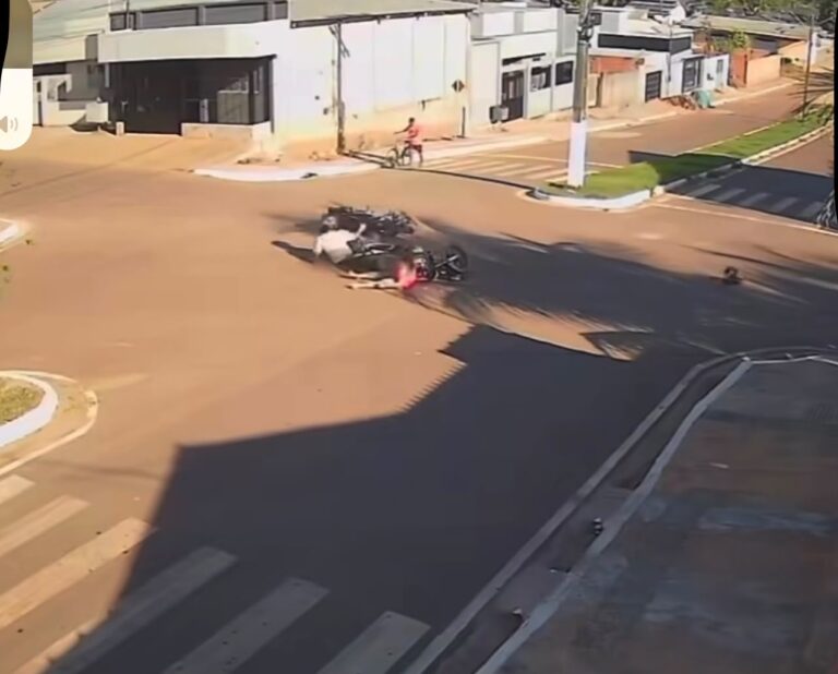 Acidente aconteceu em um cruzamento de Sena Madureira