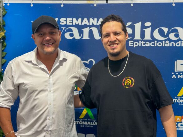 adora (10) Vips da Front: Carnavale agita Brasiléia neste final semana com grandes shows