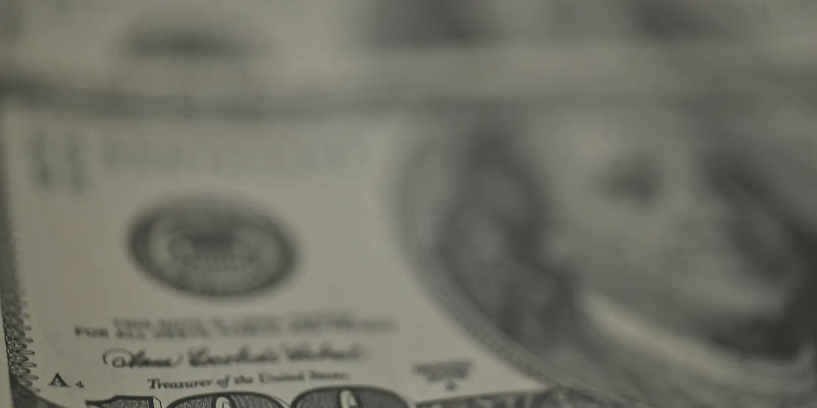Dólar recua, bolsa cai e petróleo dispara com tensão no Oriente Médio Dólar recua, bolsa cai e petróleo dispara com tensão no Oriente Médio