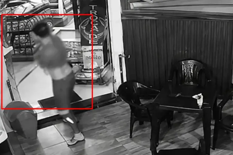 Homem que se diz PRF é preso após vandalizar posto de combustível por R$ 1