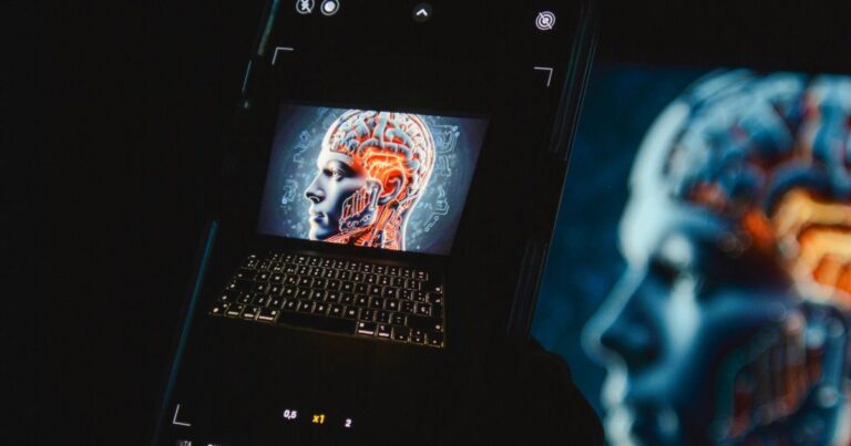 Além da senha: como biometria multimodal e IA combatem fraudes bancárias