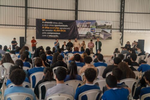 Alan Rick vistoria obras do novo Colégio de Aplicação da Ufac
