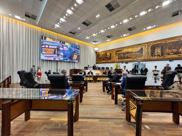 Deputados aprovam isenção de IPVA, incentivo ao café e novas moradias