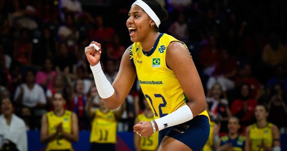 Ana Cristina elogia atuação do grupo em vitória do Brasil sobre a Polônia Ana Cristina elogia atuação do grupo em vitória do Brasil sobre a Polônia