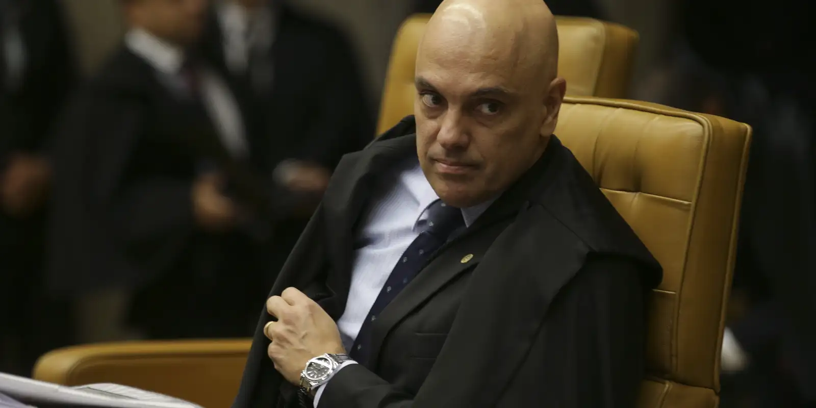 STF dá 48h para tribunais explicarem pagamentos acima do limite a juiz STF dá 48h para tribunais explicarem pagamentos acima do limite a juiz