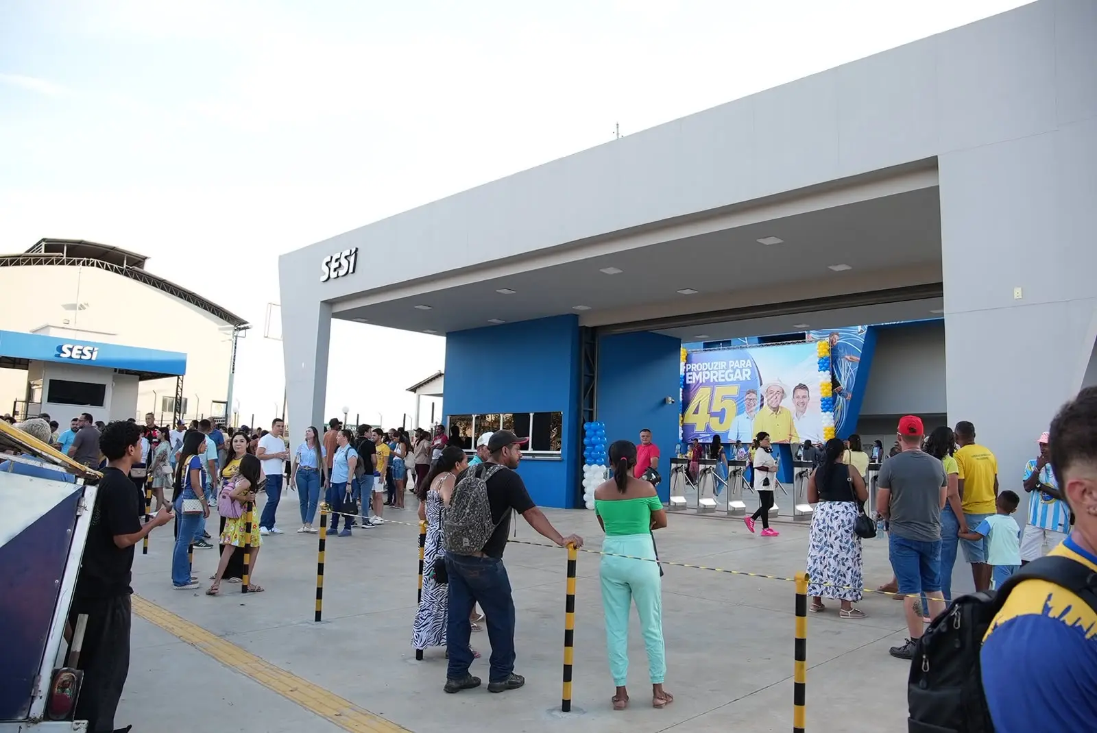 Apoiadores começam a chegar para convenção de Bocalom ao governo