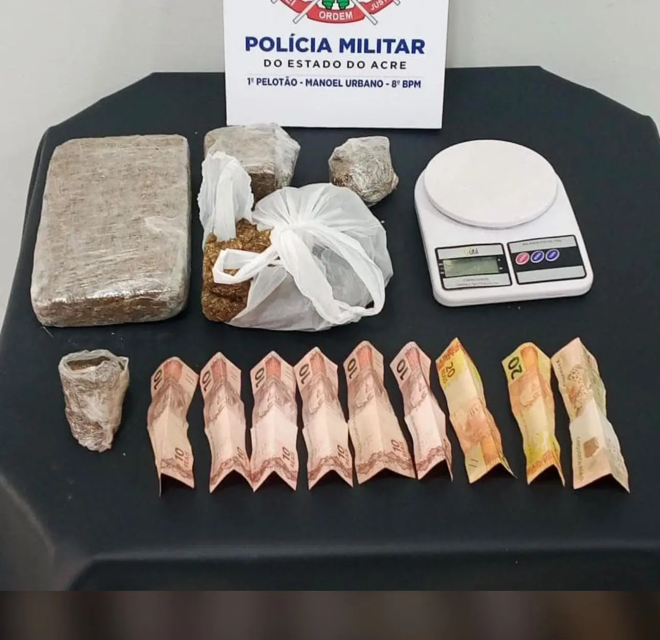 Adolescente de 14 anos é apreendida com 1,7 kg de maconha na BR-364