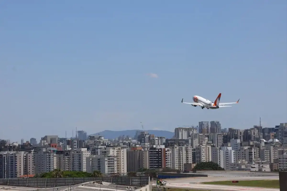 Com passagem aérea 23% mais cara, ônibus consolida-se como opção econômica no Norte