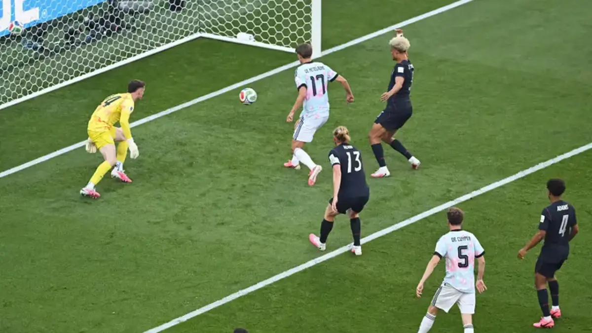 Bélgica goleia os EUA por 4 a 1 e garante vaga nas quartas da Copa