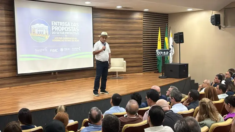 Bocalom participou do evento do Fórum Empresarial