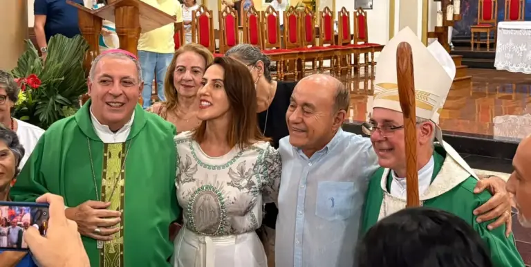 Bocalom prestigia missa de apresentação de Dom Fontinele em Rio Branco