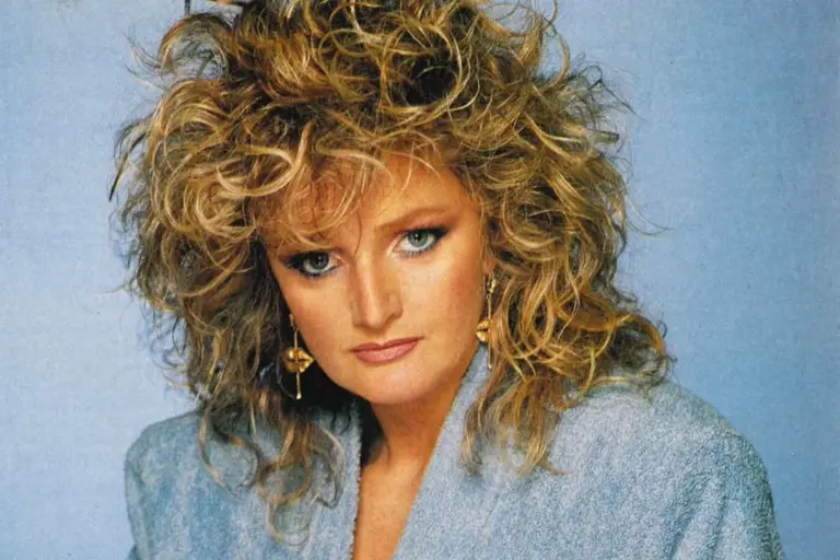 Bonnie Tyler, voz de 'Total Eclipse of the Heart', morre aos 75 anos