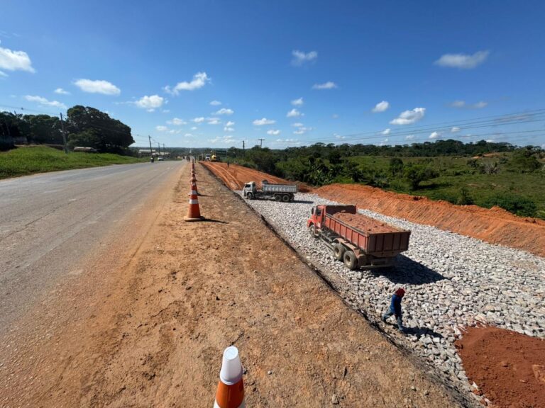 DNIT intensifica obras para conter erosão e melhorar tráfego na BR-364 DNIT intensifica obras para conter erosão e melhorar tráfego na BR-364