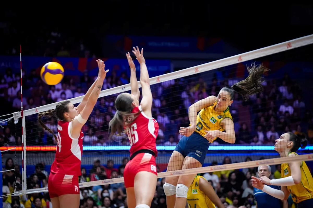 Vaga garantida: Brasil vence Polônia em jogo duro e avança na VNL Feminina Vaga garantida: Brasil vence Polônia em jogo duro e avança na VNL Feminina