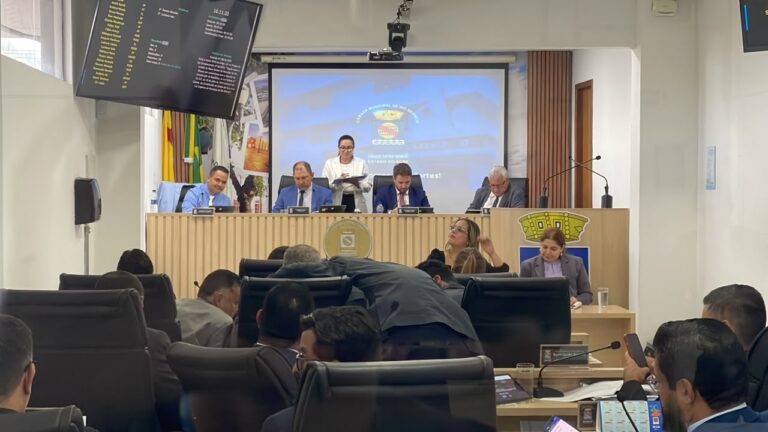 Câmara aprova contas de Bocalom