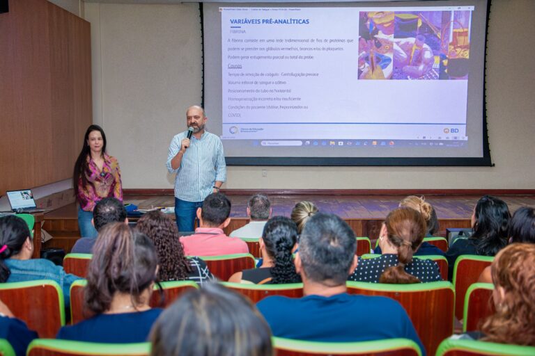 Rennan Biths destacou que o laboratório da rede municipal é motivo de orgulho para a gestão