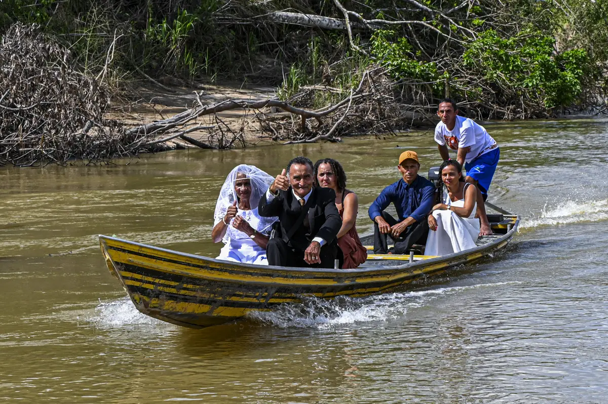 Aos 69 anos, ribeirinha realiza sonho de casar após quase 50 anos de união Aos 69 anos, ribeirinha realiza sonho de casar após quase 50 anos de união