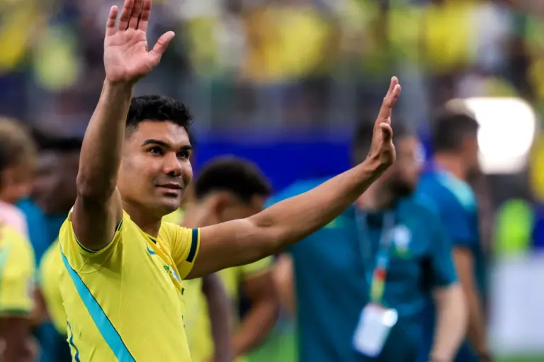 Volante Casemiro fecha acordo com time americano após encerrar passagem no United