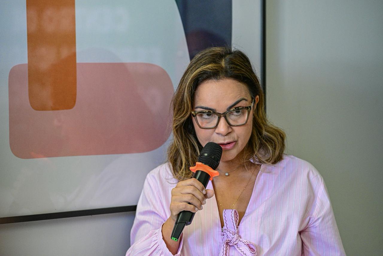 Mailza entrega 1º Centro de Especialidades Odontológicas do Juruá