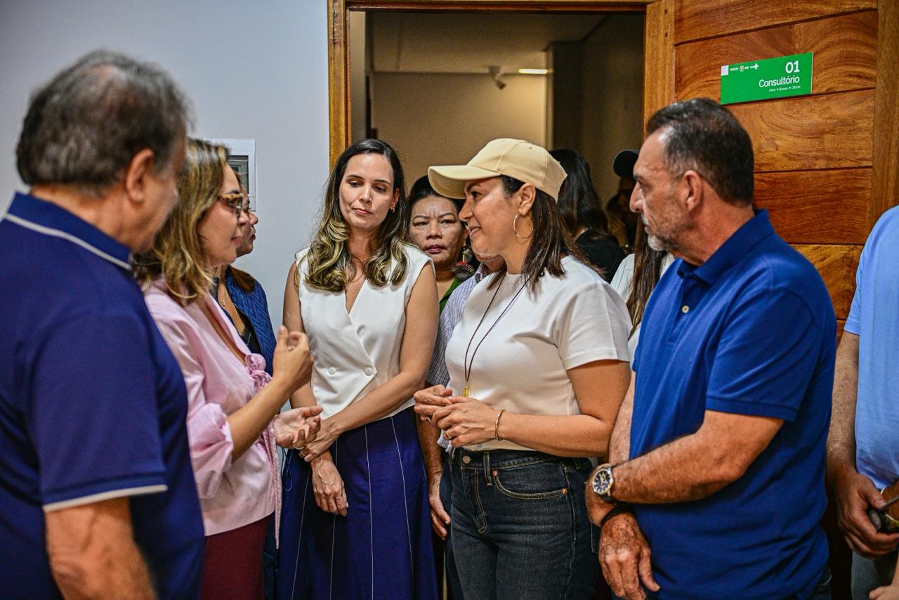 Mailza entrega 1º Centro de Especialidades Odontológicas do Juruá