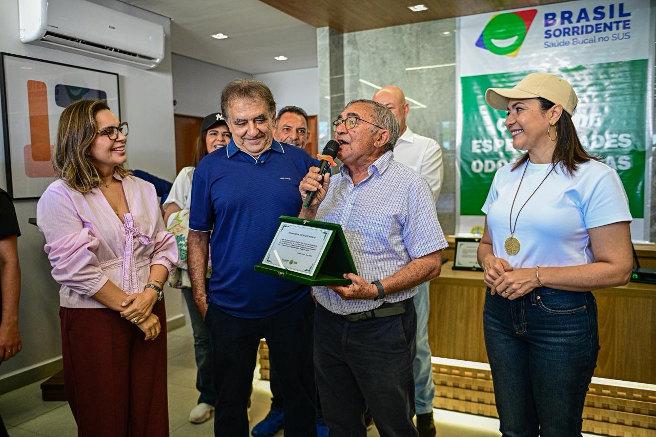 Mailza entrega 1º Centro de Especialidades Odontológicas do Juruá