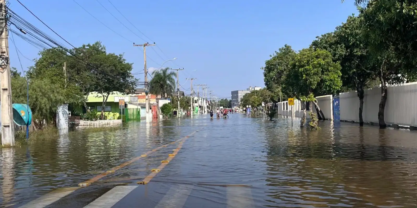 Enchentes de 2024 no RS atingiram mais de 2,3 milhões de domicílios Enchentes de 2024 no RS atingiram mais de 2,3 milhões de domicílios