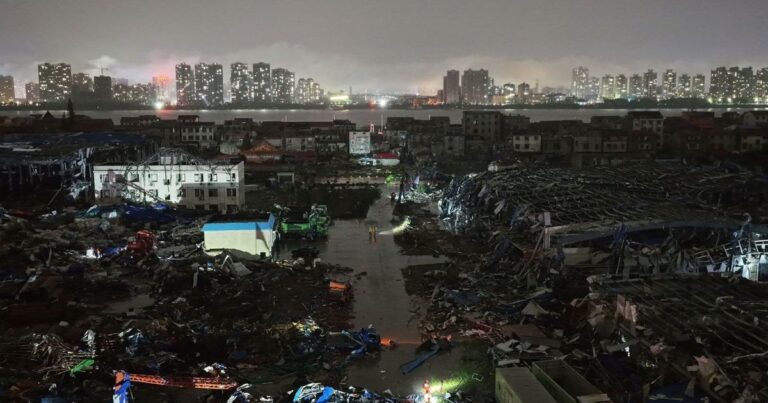 Homem é arremessado do 12º andar durante passagem de tornado na China