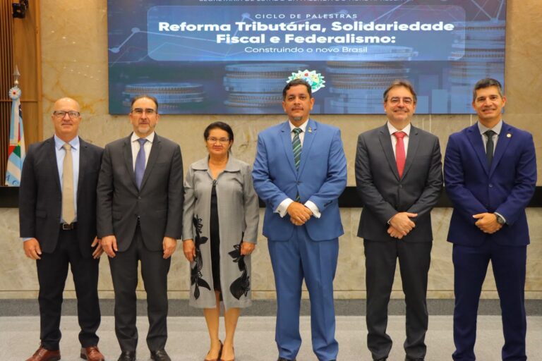 Profissionais do Acre discutem impactos da reforma tributária em evento