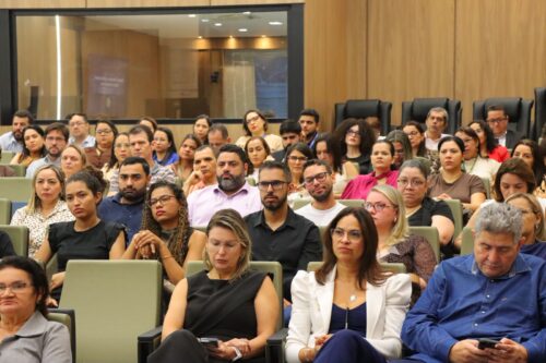 Profissionais do Acre discutem impactos da reforma tributária em evento Profissionais do Acre discutem impactos da reforma tributária em evento