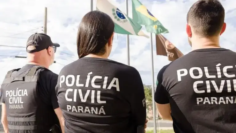 Filho descobre plano da mãe para matar mulher e alerta polícia no Paraná