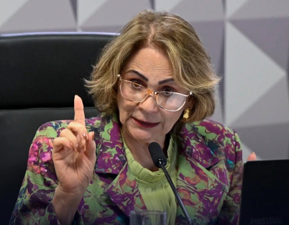 "Sou uma idosa linda e maravilhosa procurando marido", diz Damares