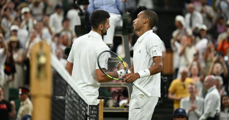 Wimbledon: Djokovic vence Aliassime em batalha de 5 horas e encara Sinner