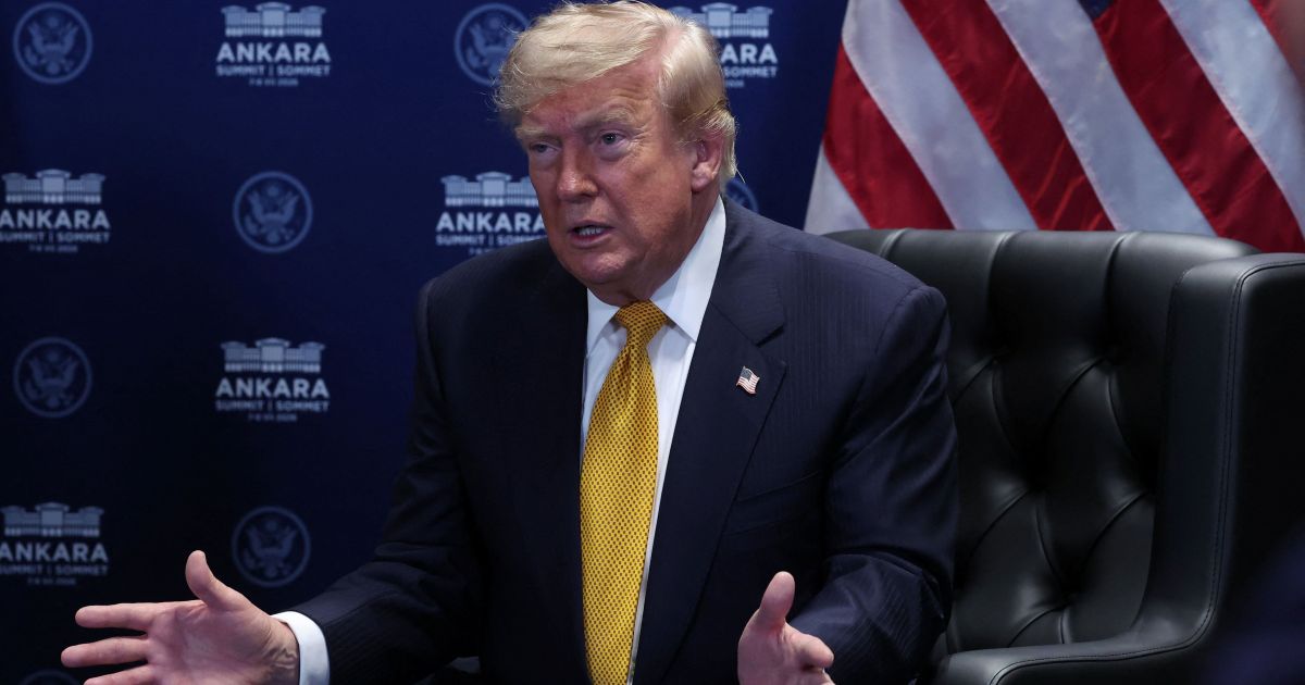 Trump diz que EUA devem atacar Irã novamente nesta quarta-feira Trump diz que EUA devem atacar Irã novamente nesta quarta-feira