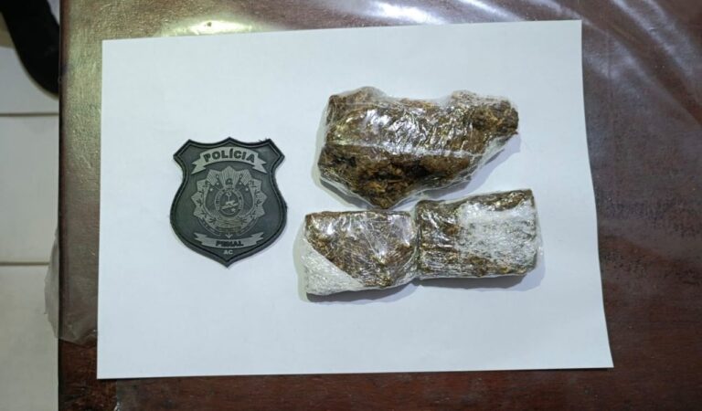 Mulher é presa ao tentar levar drogas para presídio de Tarauacá