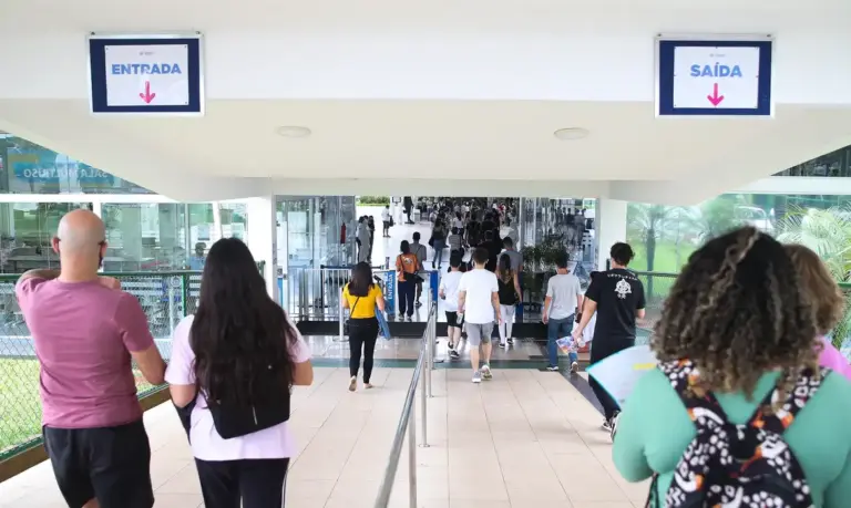 Prouni encerra inscrições nesta sexta com mais de 471 mil bolsas disponíveis