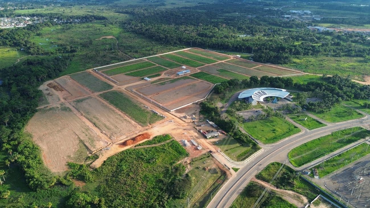 Enpar Urbanismo lidera parceria e lança 1º bairro planejado de Rio Branco Imagem aérea real da obra - Junho/2026