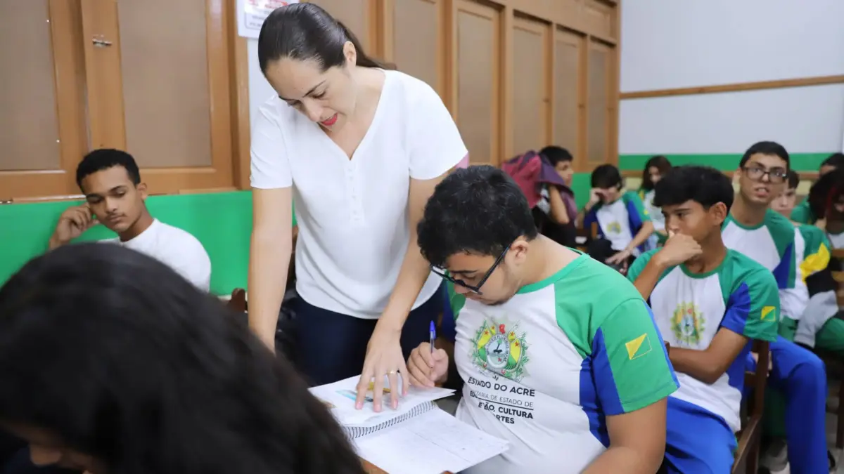 Novos servidores da Educação tomarão posse em oito cidades