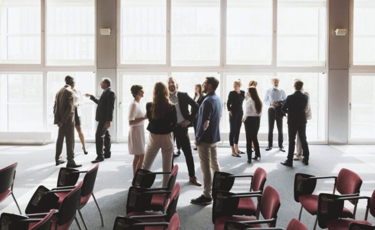 Especialização impulsiona escolha de palestrantes em eventos corporativos