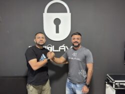 Fala Operacional Podcast fecha parceria com a Inviolável
