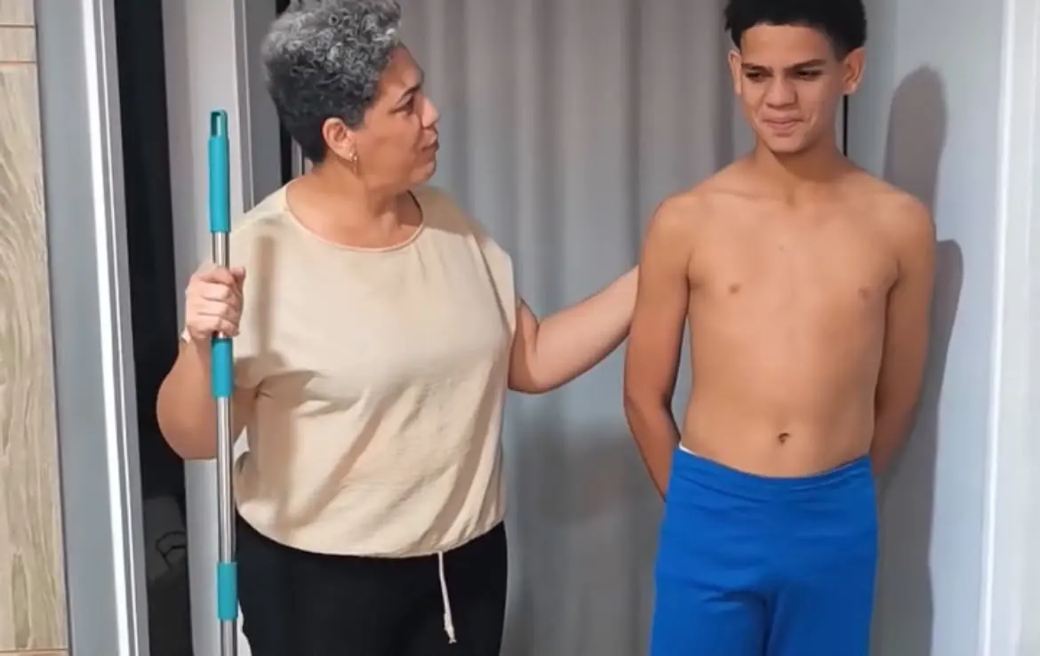 ‘Farmar aura’: Mãe usa gíria da internet para convencer filho a faxinar a casa