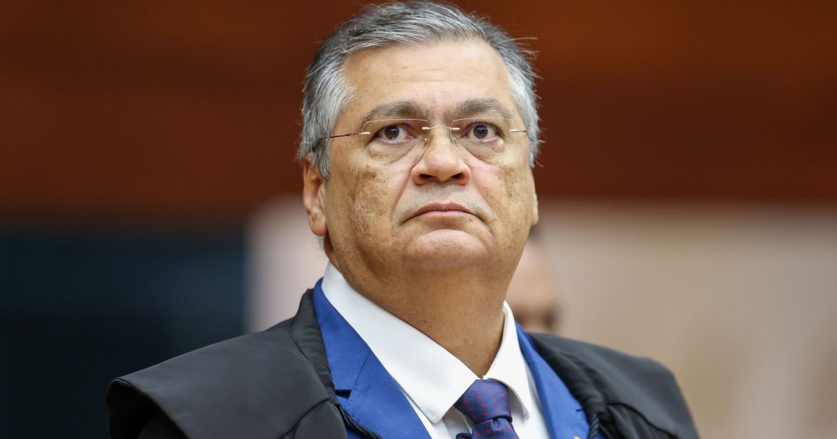 Análise: Dino larga na frente de Mendonça no caso Dark Horse no STF Análise: Dino larga na frente de Mendonça no caso Dark Horse no STF