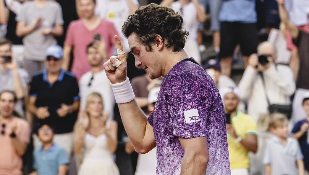 Ao vivo: acompanhe duelo entre João Fonseca e Jesper de Jong em Wimbledon Ao vivo: acompanhe duelo entre João Fonseca e Jesper de Jong em Wimbledon