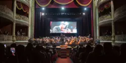 Da periferia para o mundo: concerto marca 20 anos de projeto no Recife