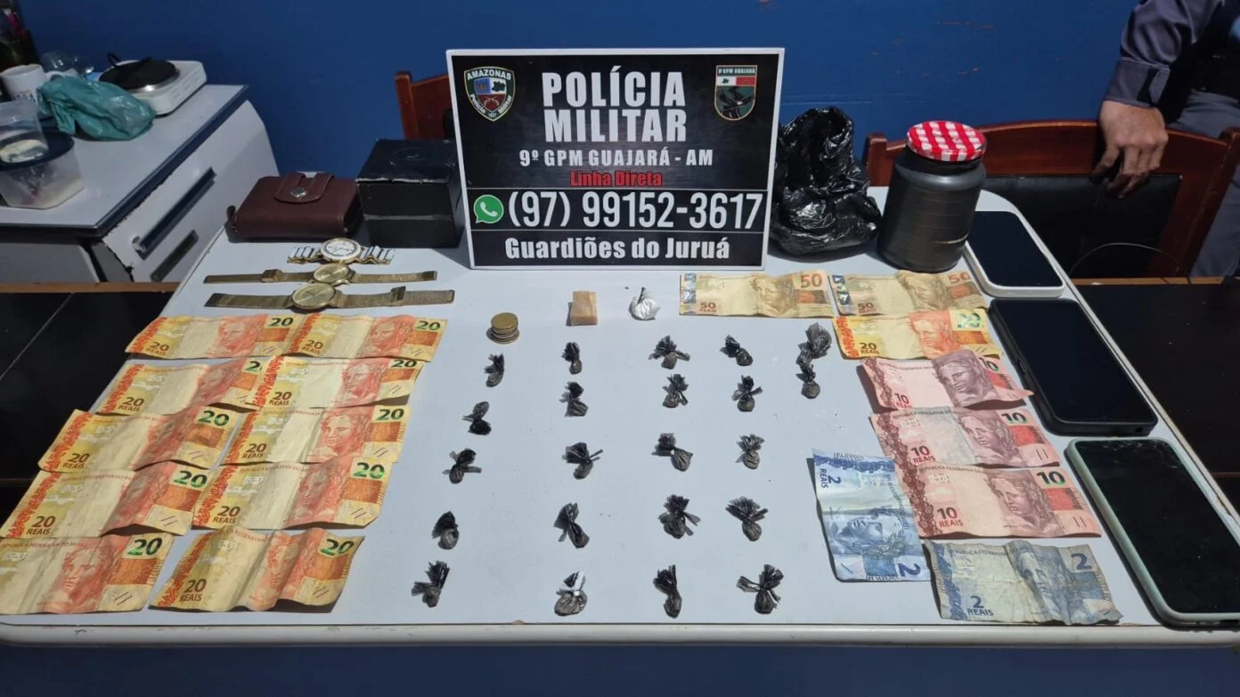 Mulher grávida de oito meses é presa por suspeita de tráfico Mulher grávida de oito meses é presa por suspeita de tráfico